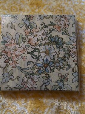 Floral Vine Canvas Wall Art NWT